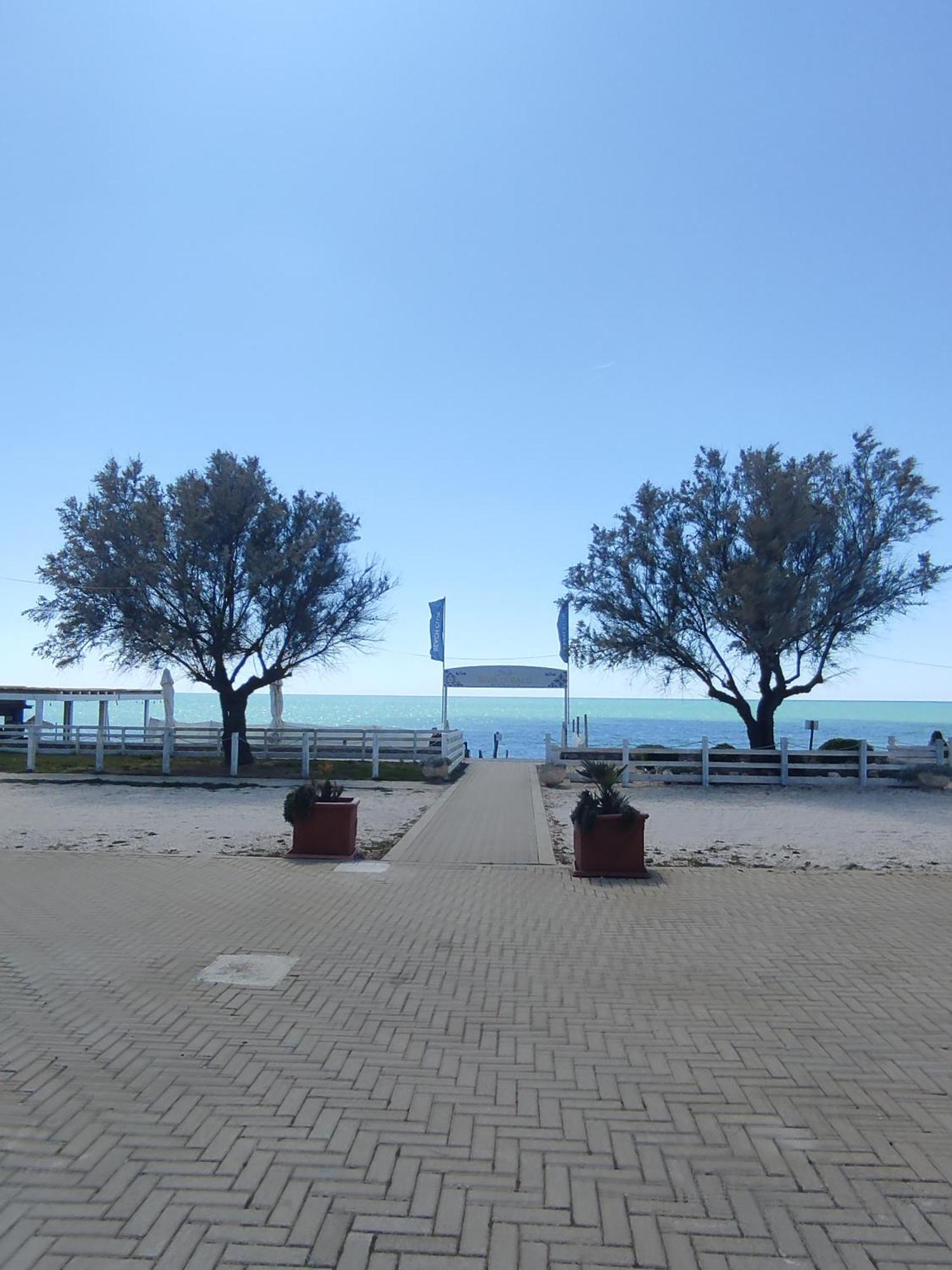 Riva Di Palo Resort Ladispoli Exterior photo